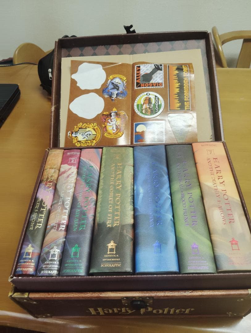 ハリー・ポッター 全7巻 特製ボックス付き libro en ingles