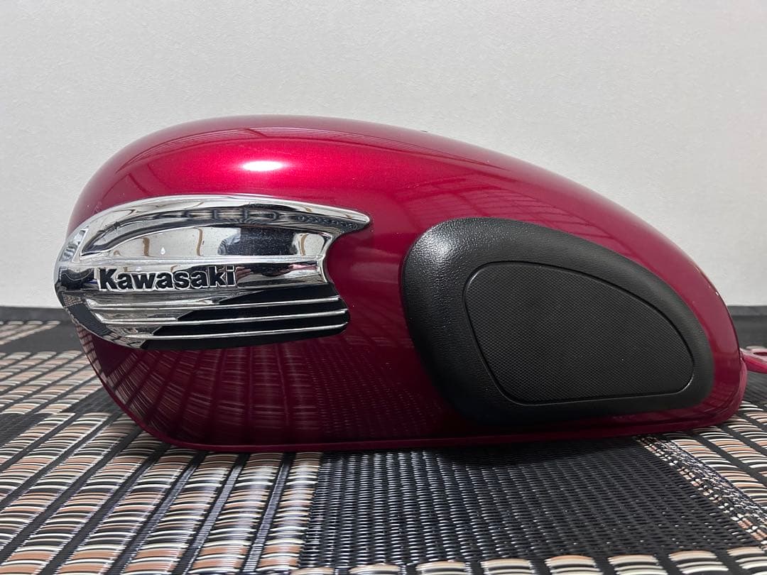 m*9様 W400純正タンク