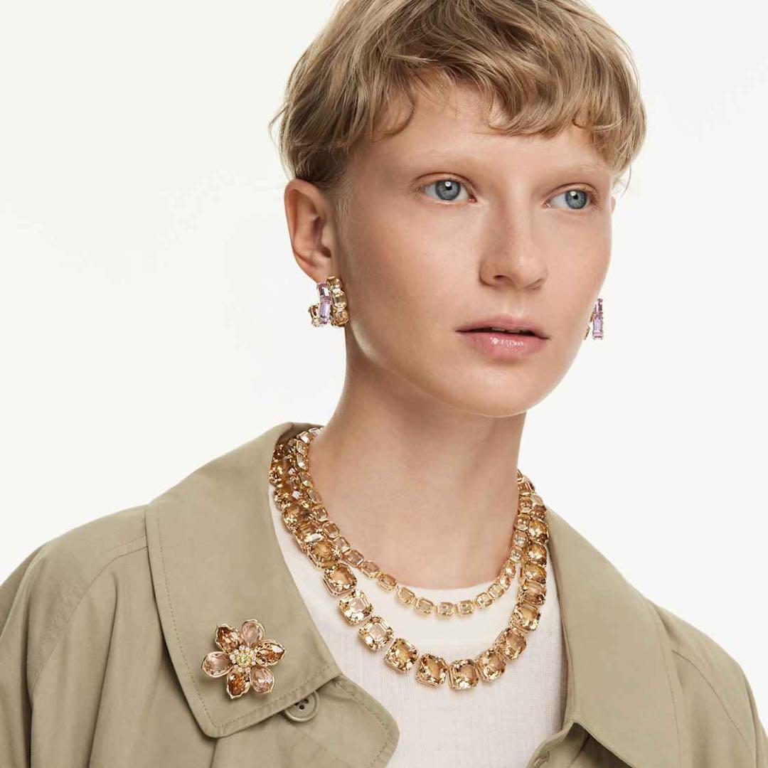 スワロフスキーMillenia フープピアス ミックスカット, マルチカラー