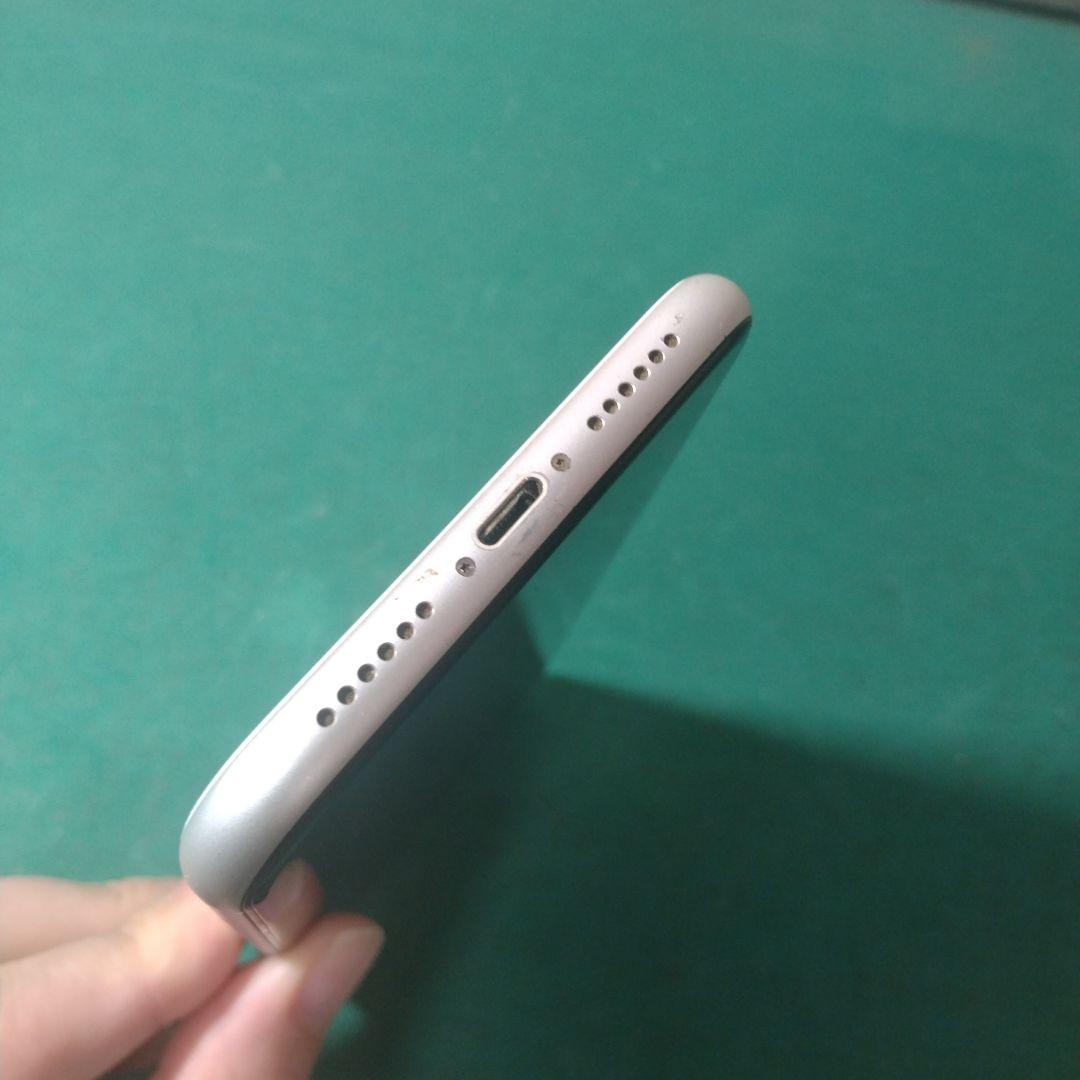 iPhone XR WT0W2J/A 256GB 75% ジャンク