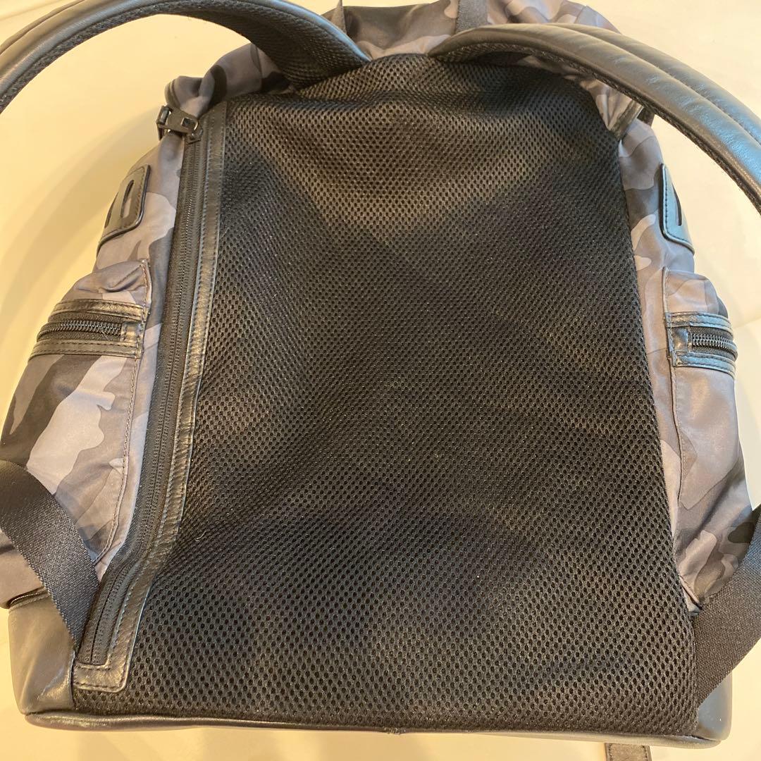 【COACH】ブラック×グレー 迷彩柄リュックサック
