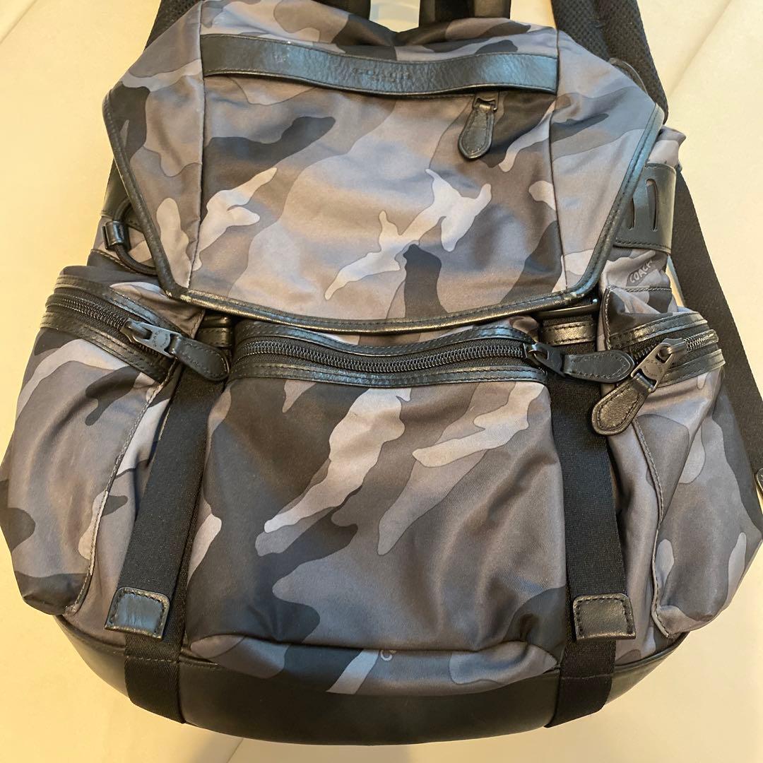 【COACH】ブラック×グレー 迷彩柄リュックサック