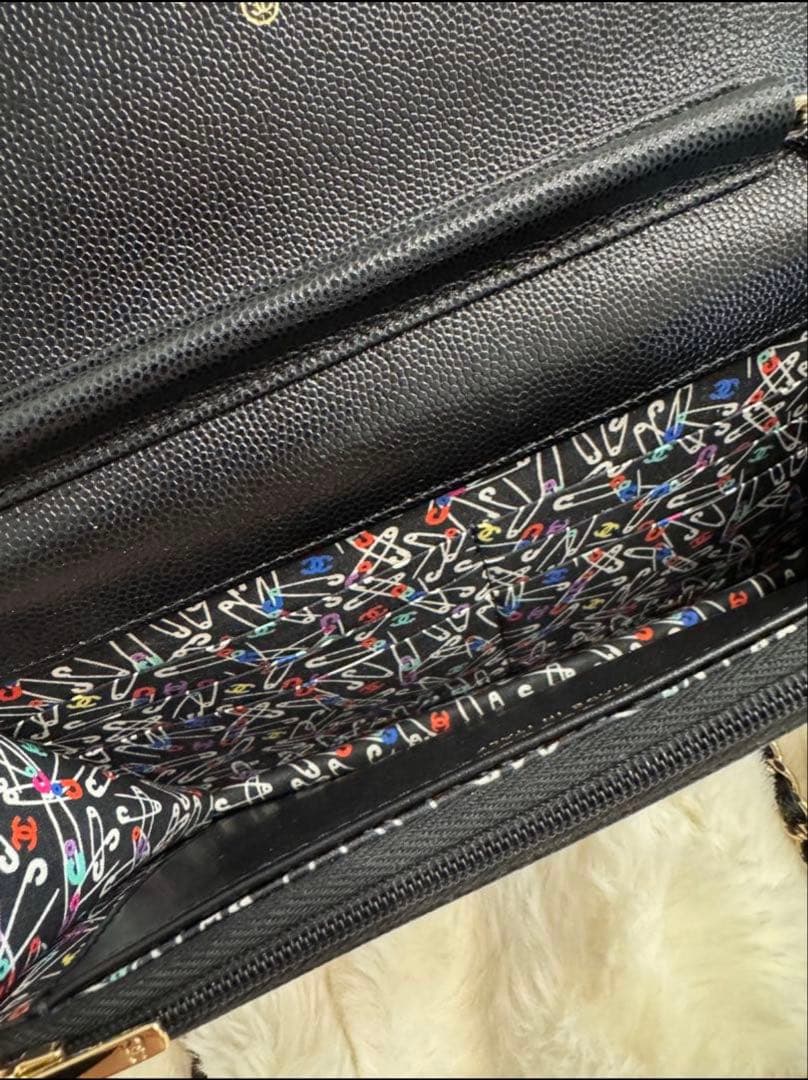 ®️　シャネル　チェーンウォレット