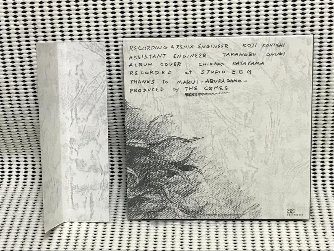 The COMES 　NO SIDE