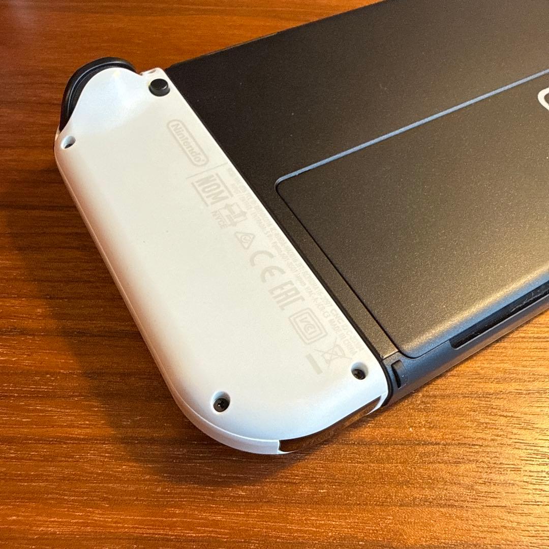Nintendo Switch 有機ELモデル本体 ホワイト