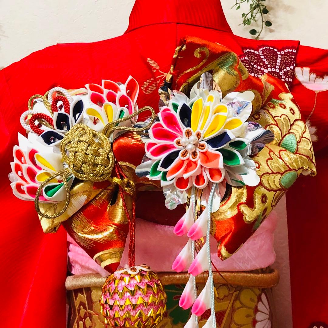 七五三七歳‼️完全フルセット‼️人気赤地に絞り柄豪華❤️か金彩金箔煌びやか際立つ