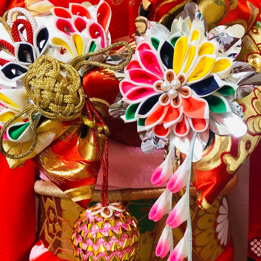 七五三七歳‼️完全フルセット‼️人気赤地に絞り柄豪華❤️か金彩金箔煌びやか際立つ