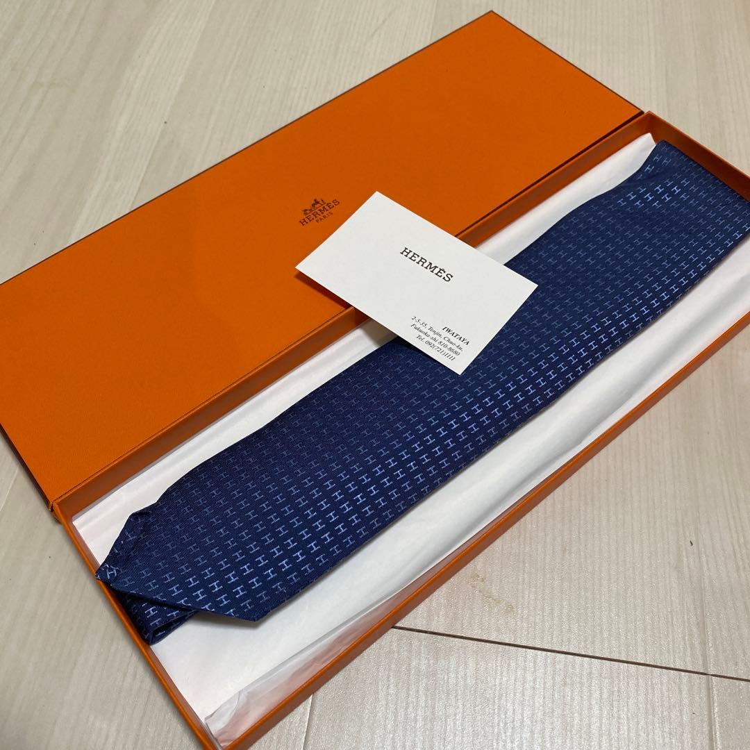 【新品未使用】HERMES ネクタイ ネイビー 幾何学模様