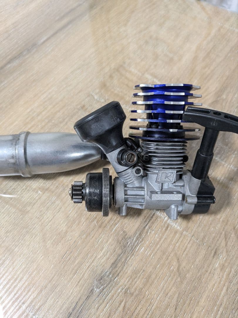 京商DBX、エンジンラジコン、未完成品