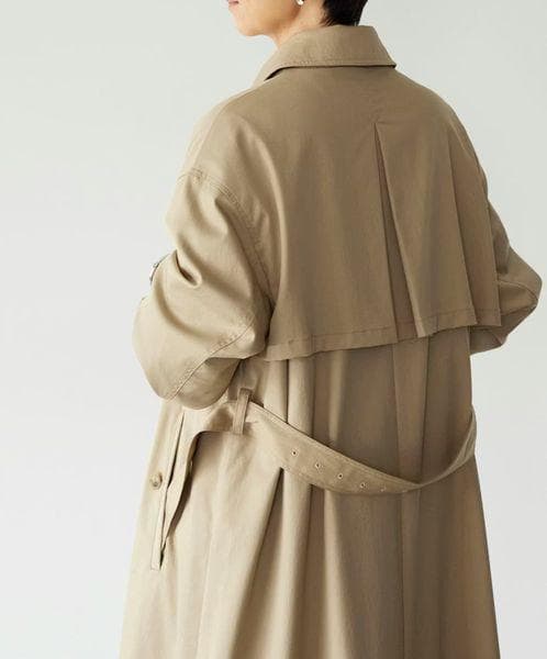 北欧暮らしの道具店 「こんなの欲しいを、詰め込んで」着こなしきまるトレンチコート