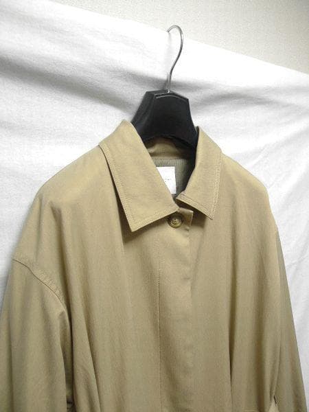 北欧暮らしの道具店 「こんなの欲しいを、詰め込んで」着こなしきまるトレンチコート