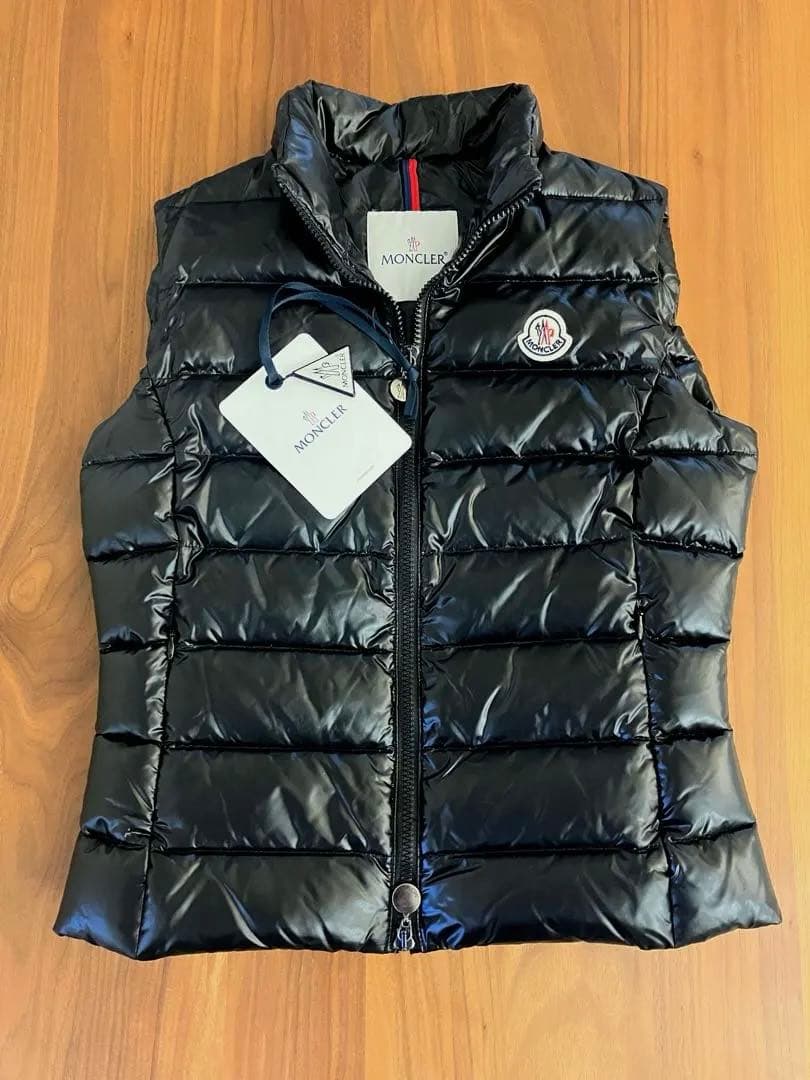 【極美品】モンクレール　 ダウンベスト　GHANYガーニー　ブラック