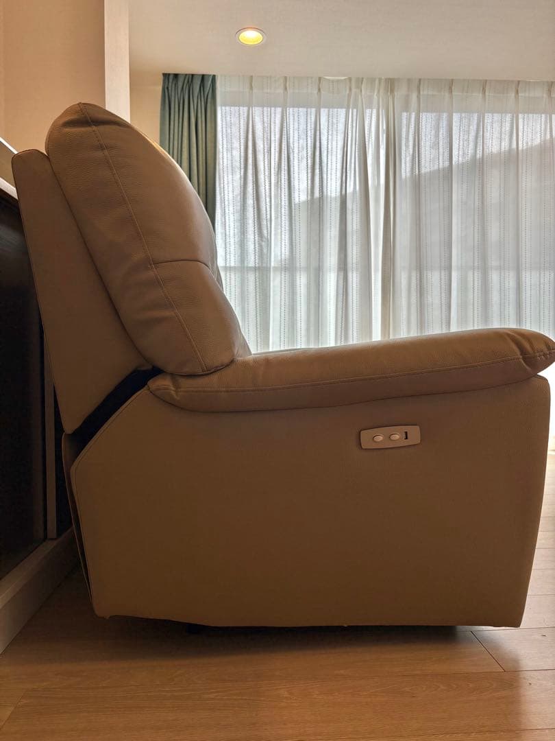 ライトグレー レザー 3人掛け電動リクライニングソファ