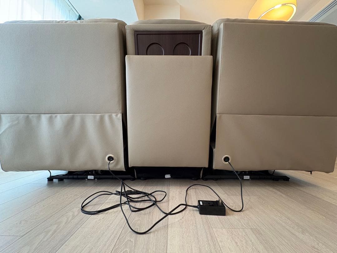 ライトグレー レザー 3人掛け電動リクライニングソファ