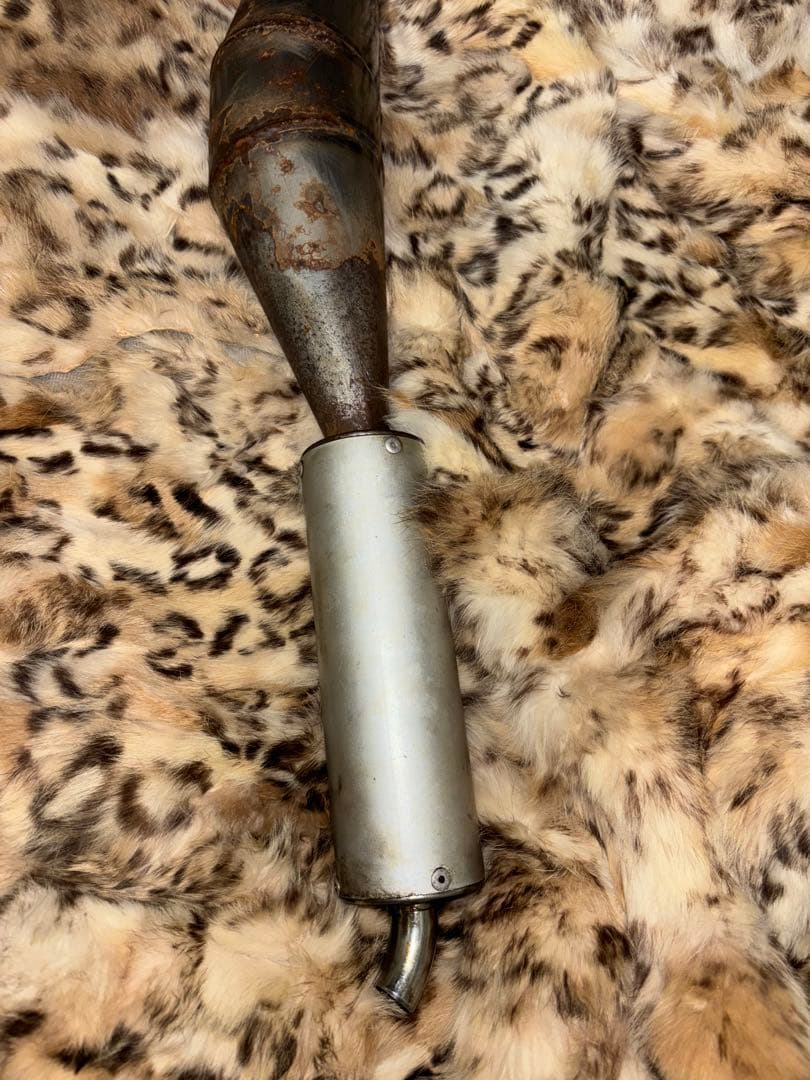 マフラー 排気管 中古 美品 積炭なし シルバー/ブラック 22mm