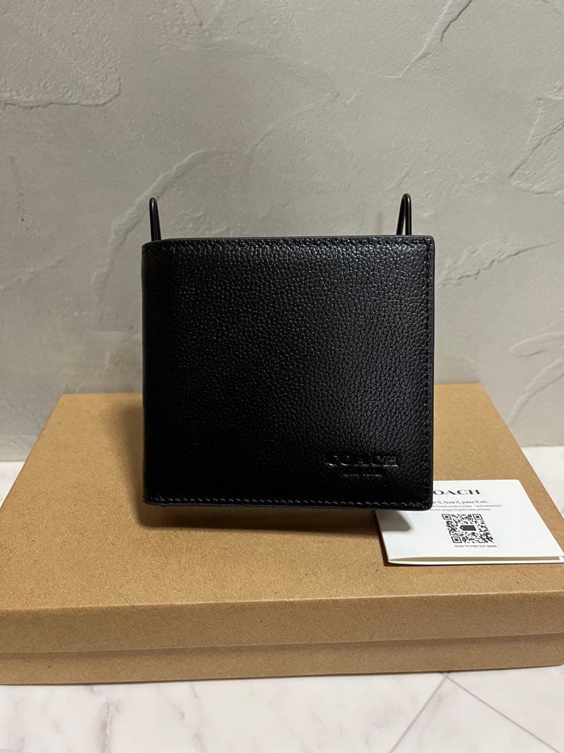✨️新品未使用✨️新品未使用COACH 黒 二つ折り財布