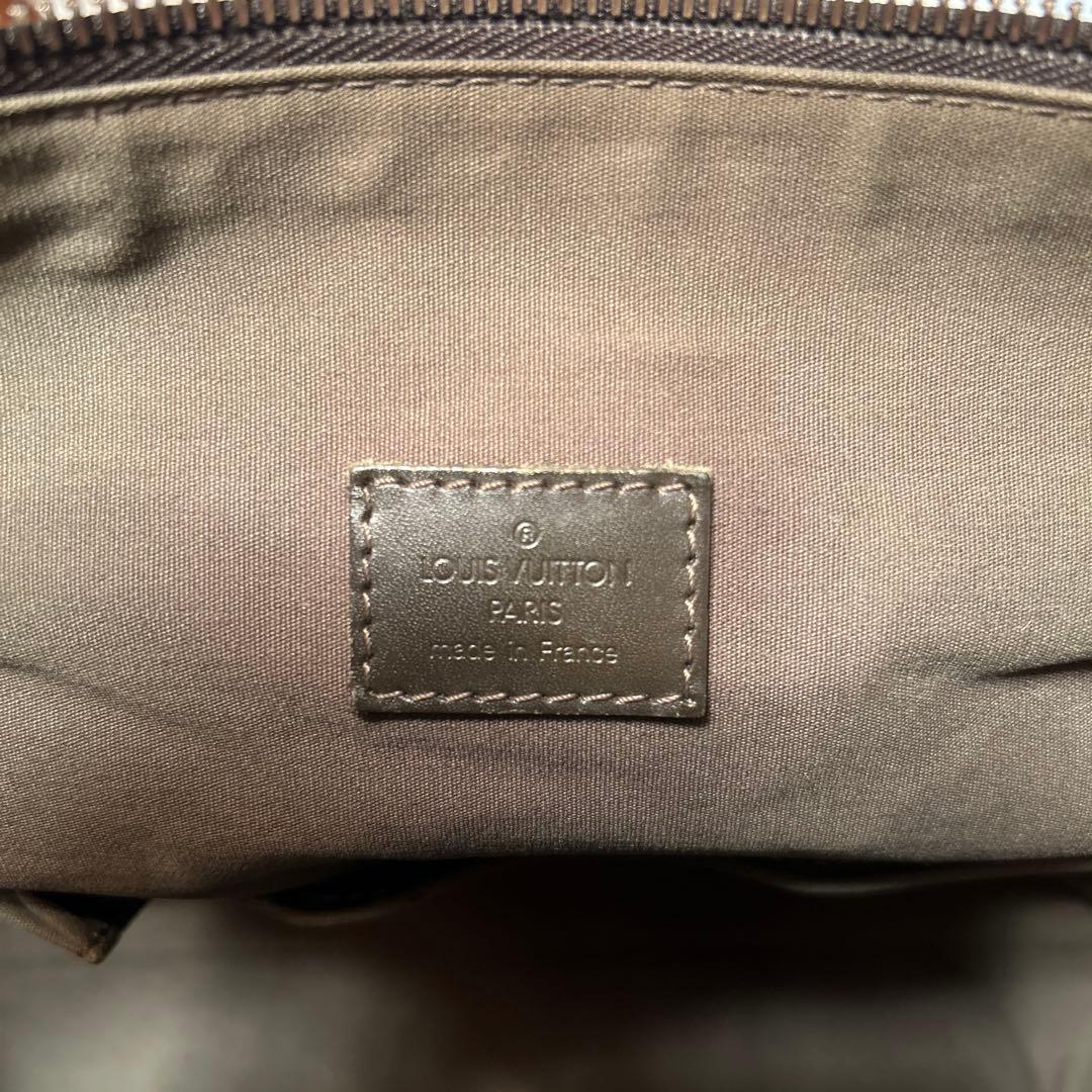 にかく！！Louis Vuitton ビジネスバッグ オリーブグリーン