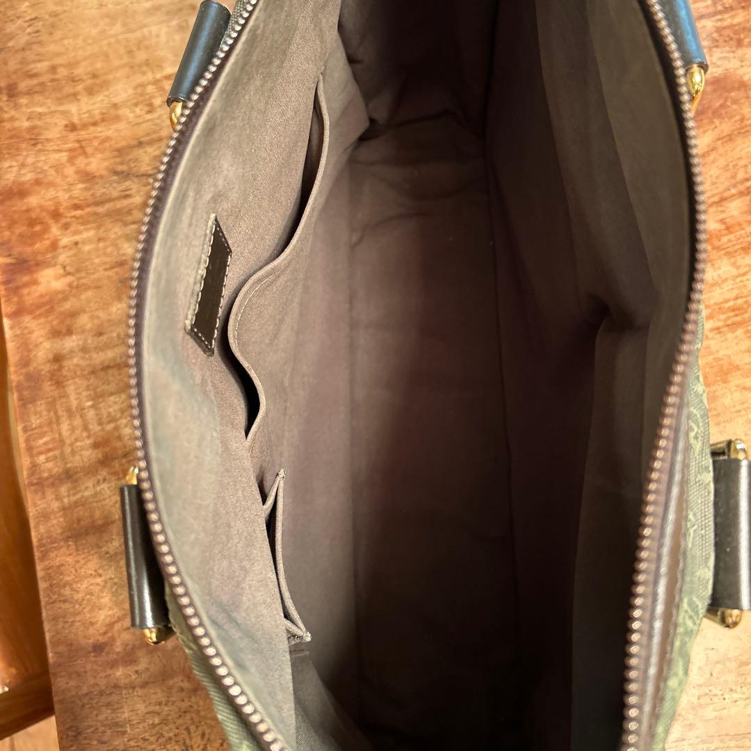 にかく！！Louis Vuitton ビジネスバッグ オリーブグリーン