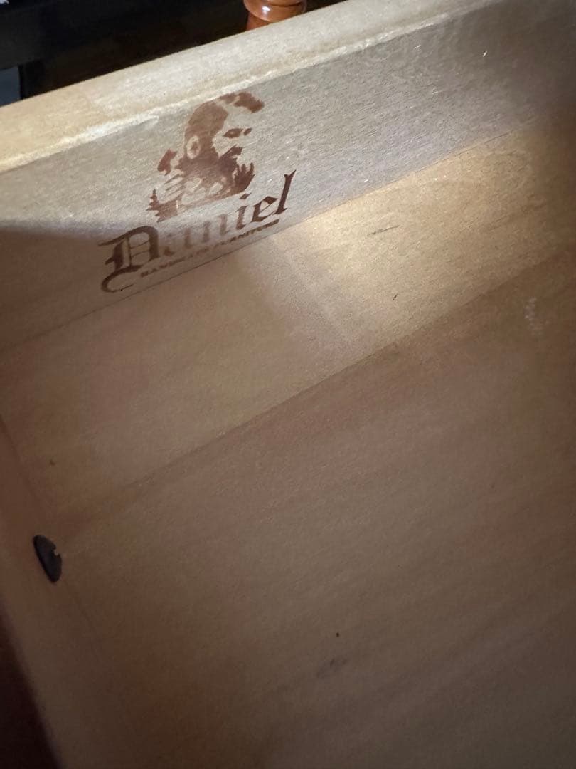 横浜クラシック家具ダニエル　樺桜片袖机