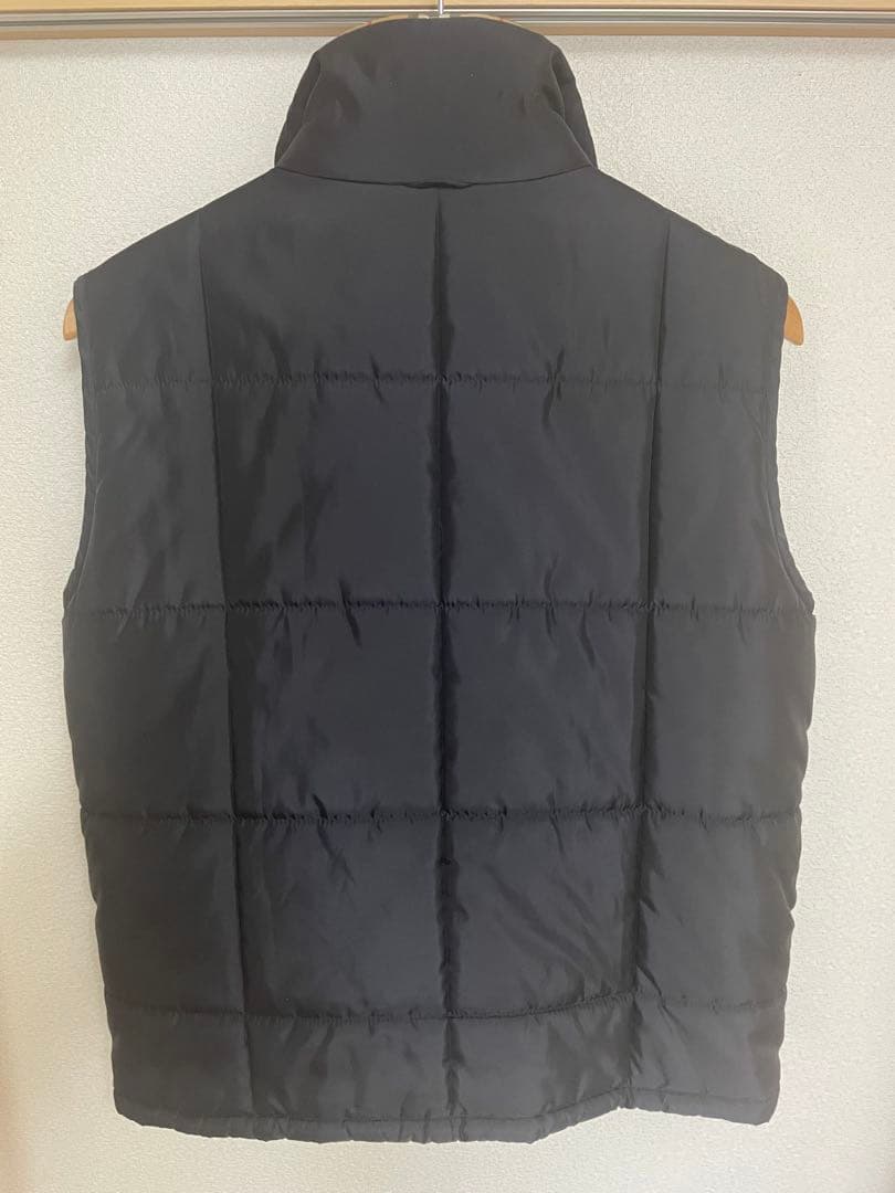 Burberry バーバリー ブラック キルティング ベスト 38