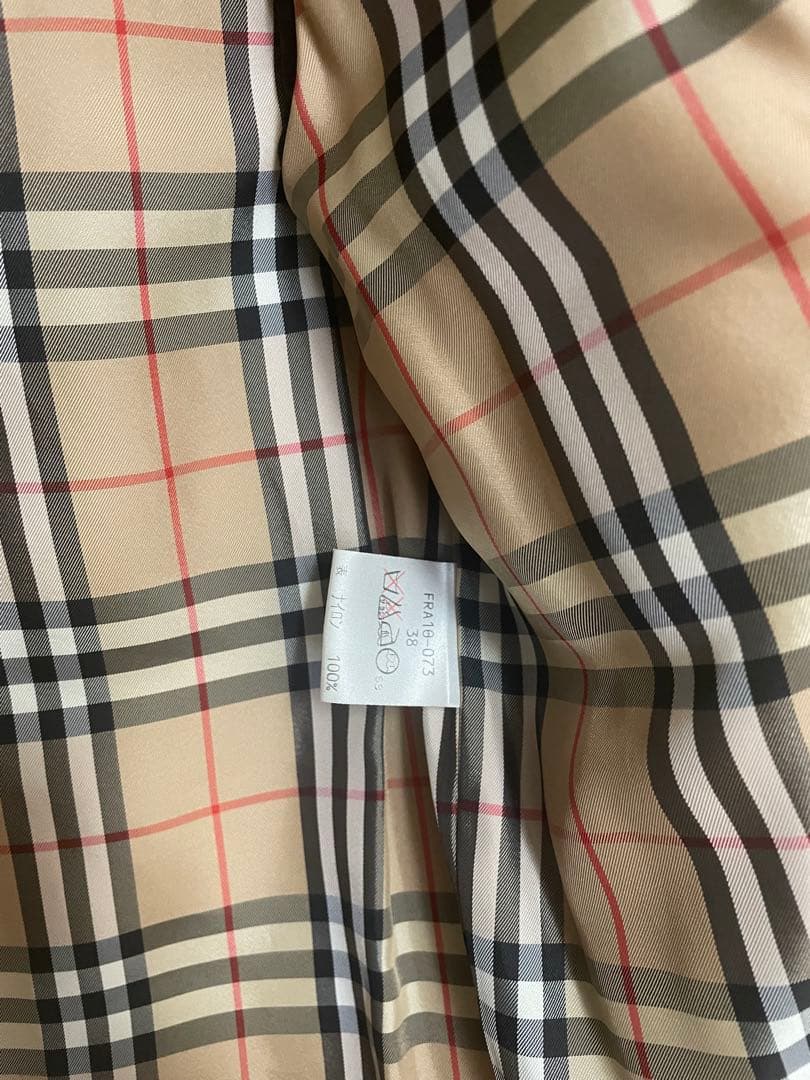 Burberry バーバリー ブラック キルティング ベスト 38