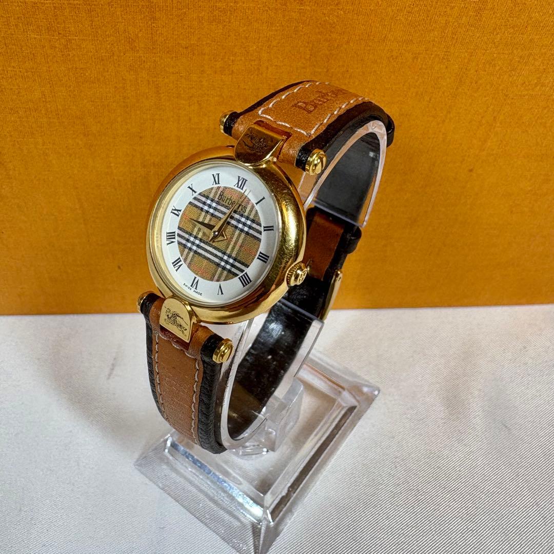 Burberry バーバリー ノバチェック　レディース腕時計 ホワイト文字盤