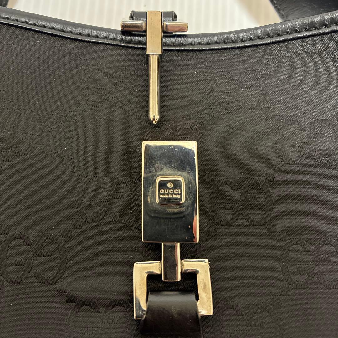 P*e様 グッチ ジャッキー レザー ワンショルダー バッグ 金具 GG 黒 ブ