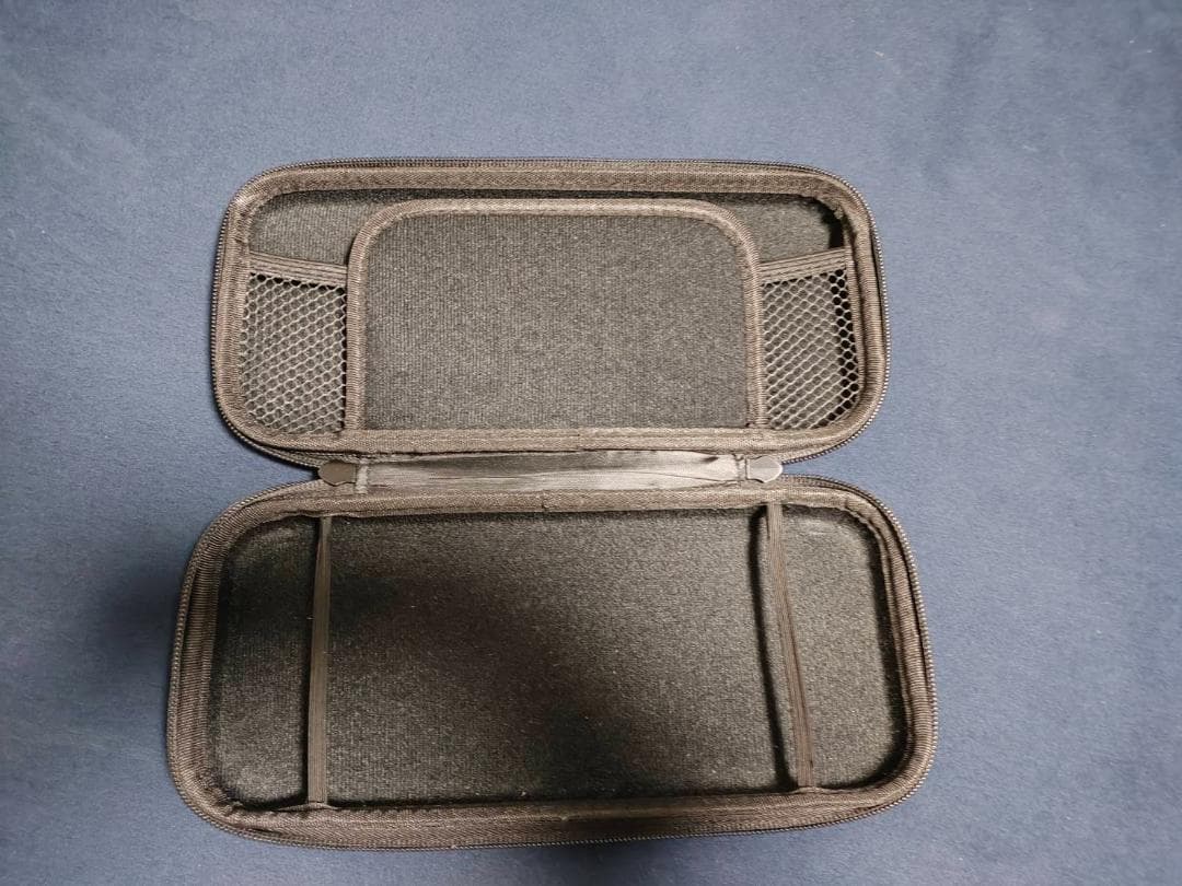 Nintendo Switch 本体 + ジョイコン+ ドッグ+プロコン