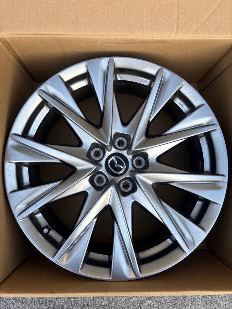 s*n様 19インチ 高輝度ホイール XDLパッケージ4本