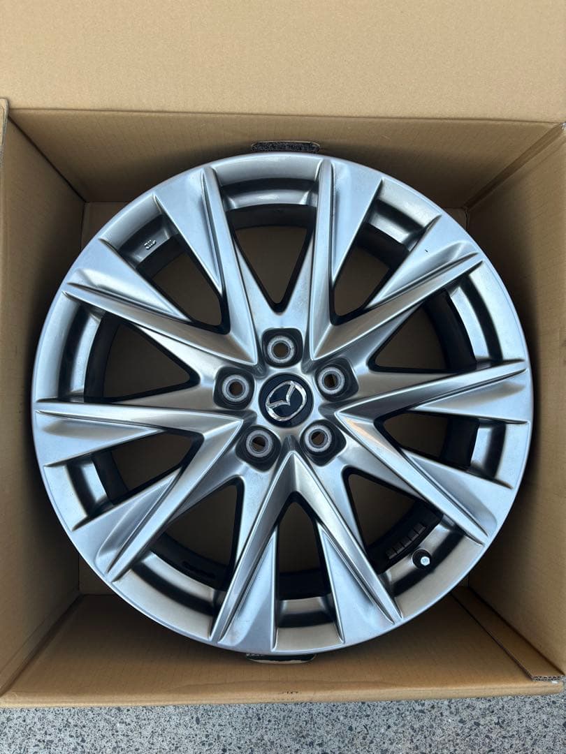 s*n様 19インチ 高輝度ホイール XDLパッケージ4本