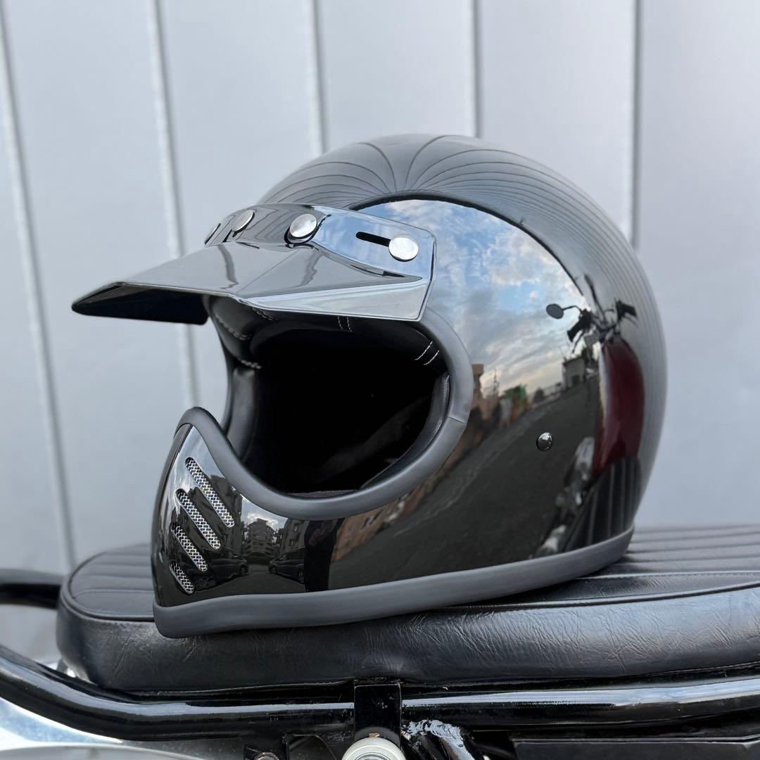 トラッカー　OCEAN BEETLE MTX BELL MOTO3 TT&CO