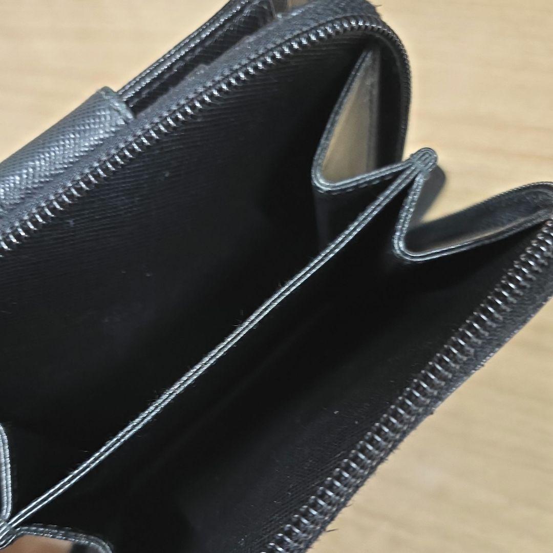 PRADA　サフィアーノレザー　2つ折　ラウンドファスナー