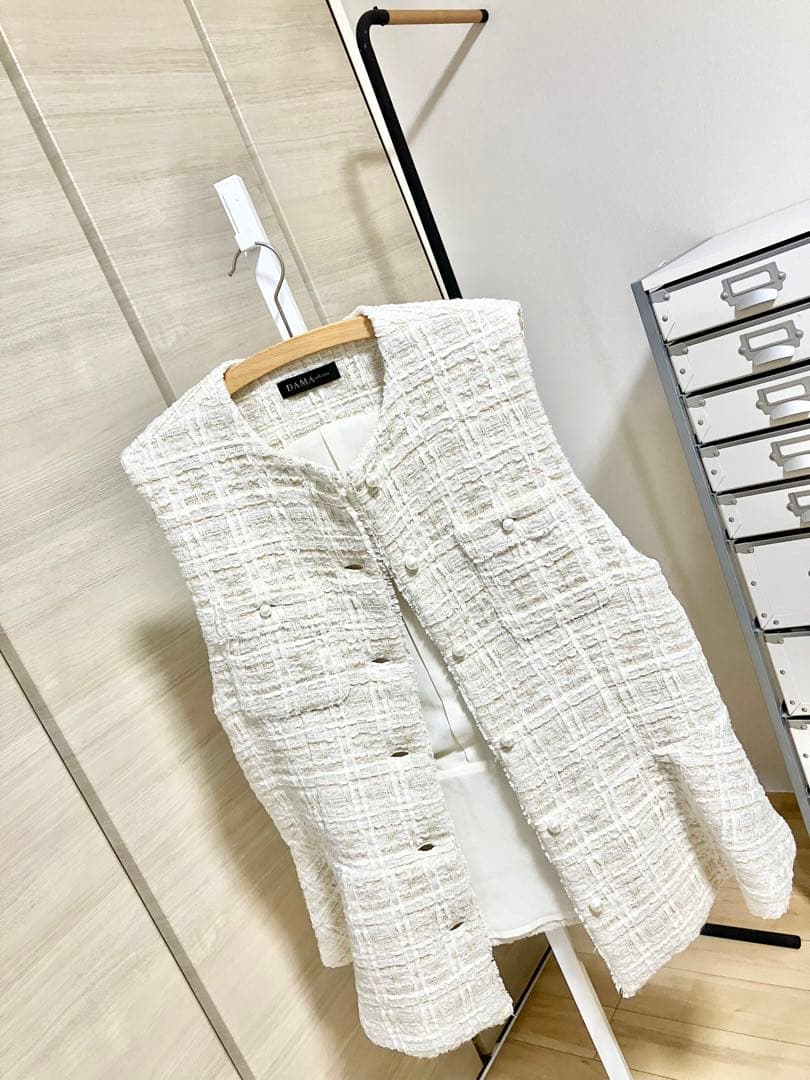 新品未使用　タグ付⭐︎ダーマ　ファンシーツィード　パール調ボタン　使いジレ　11