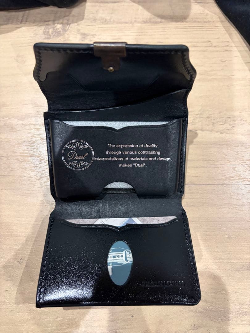 池之端銀革店　三つ折り財布