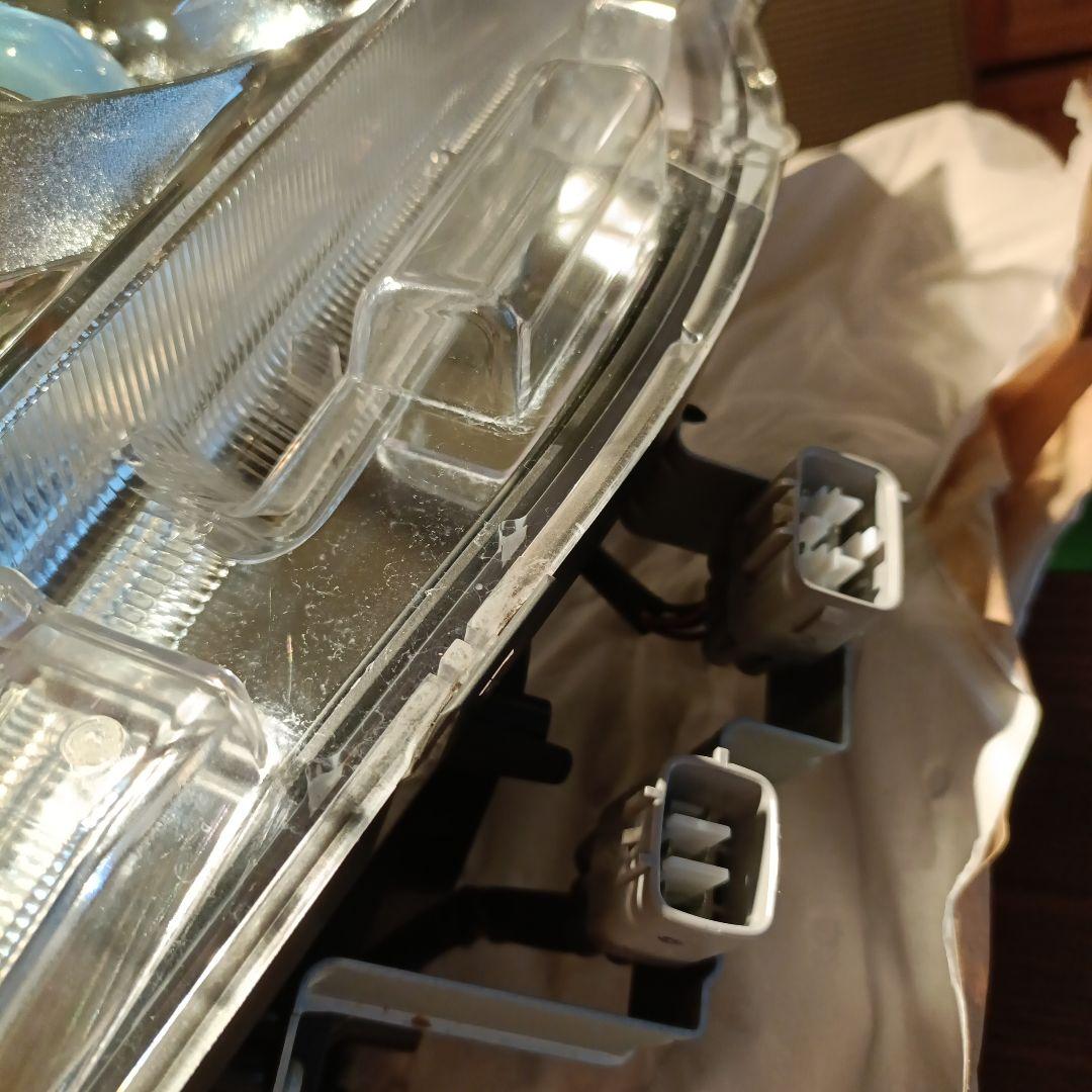 80エスクァイア　前期ヘッドライト運転席側純正