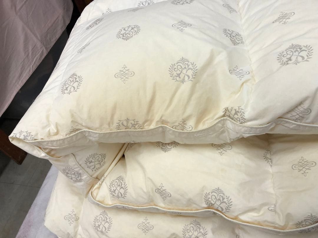 羽毛掛け布団　ダブルサイズ