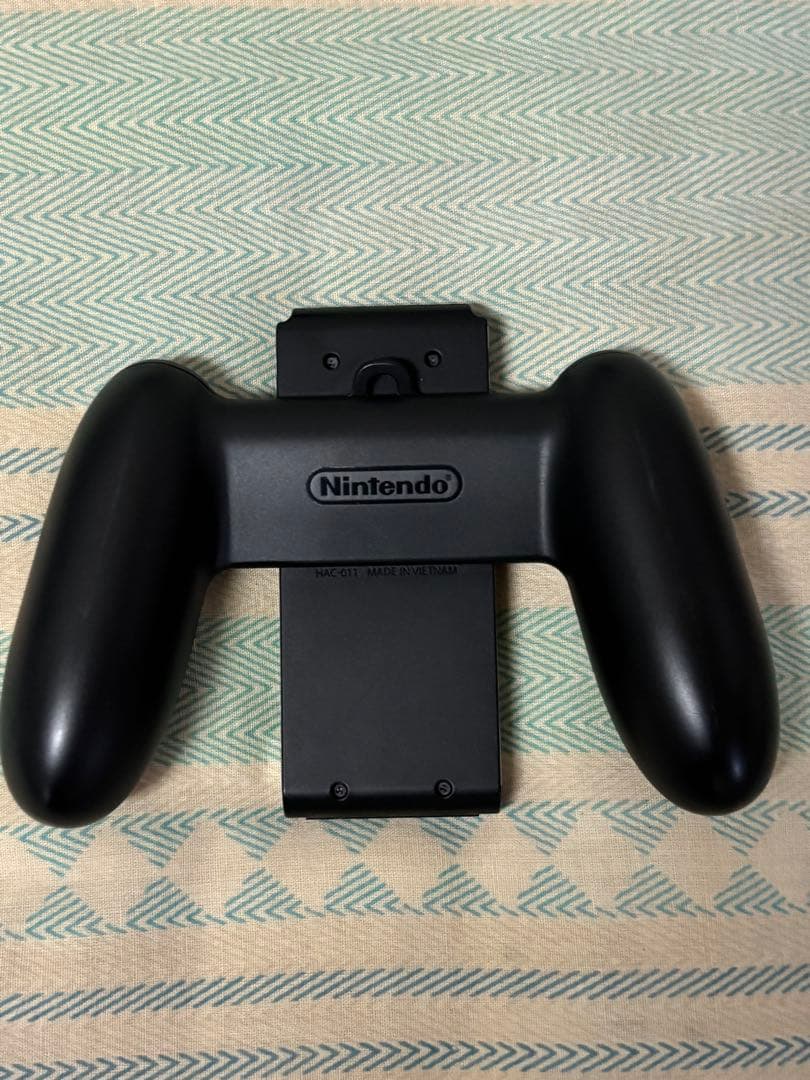 Nintendo Switch + マイクロsdカード2枚 + ハードケース