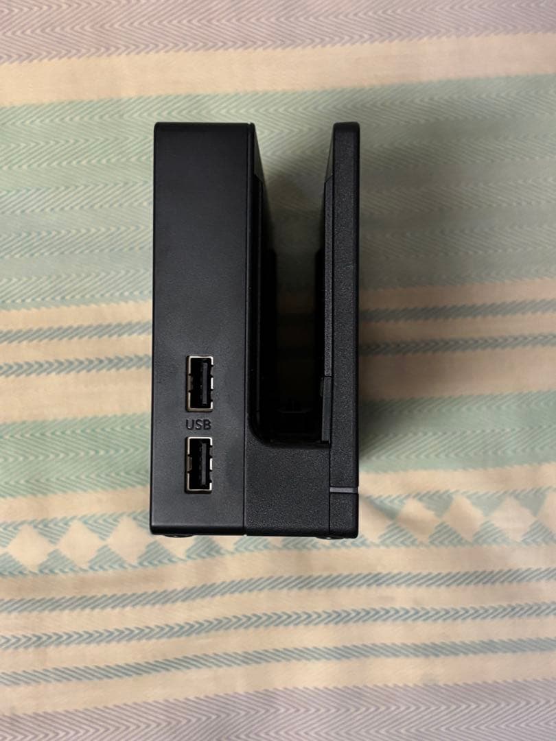 Nintendo Switch + マイクロsdカード2枚 + ハードケース