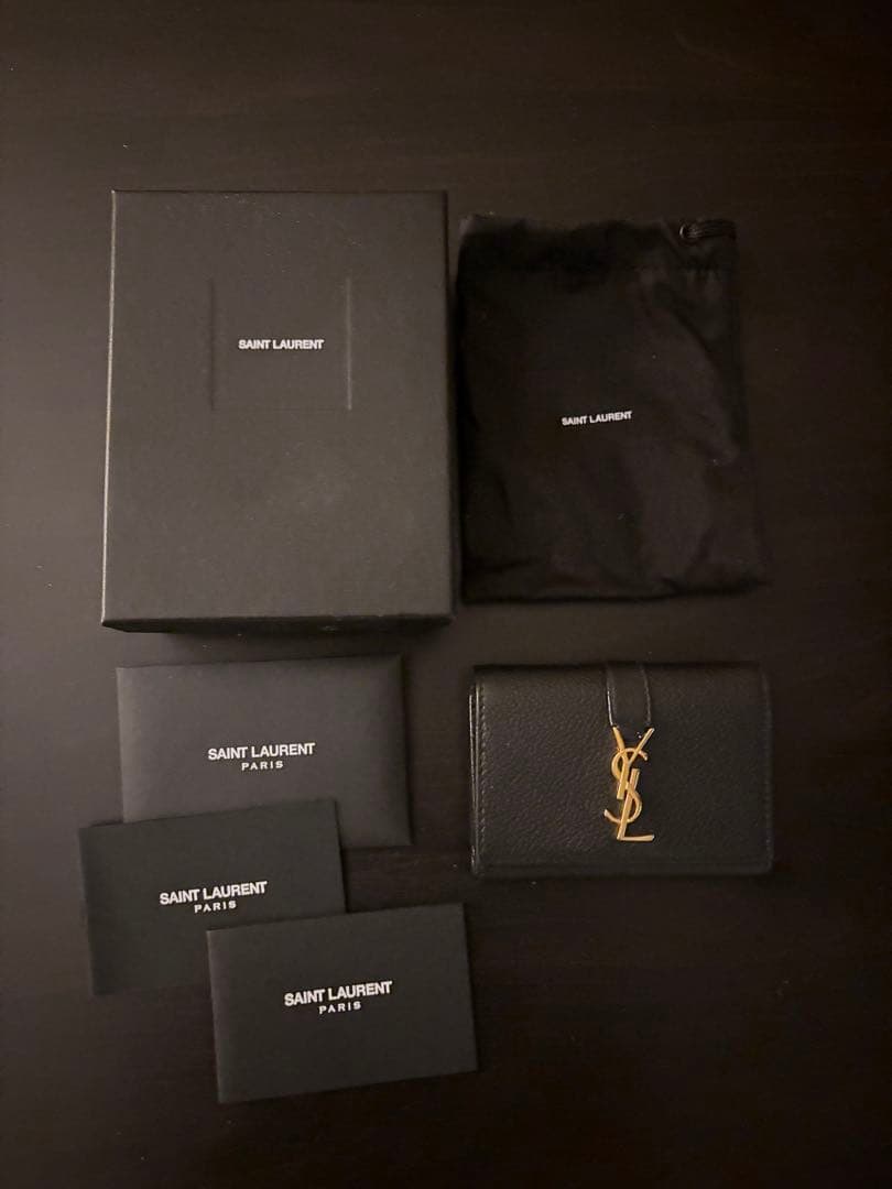 ななSAINT LAURENT レザーキーケース