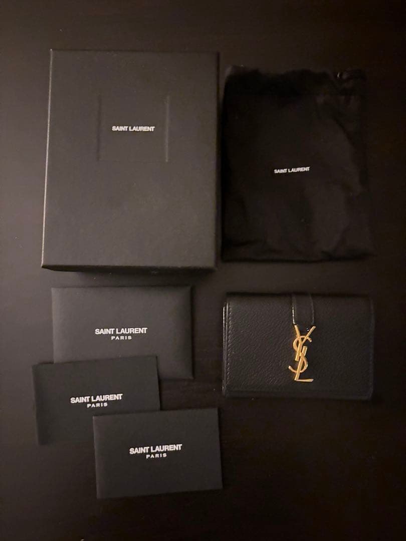 ななSAINT LAURENT レザーキーケース
