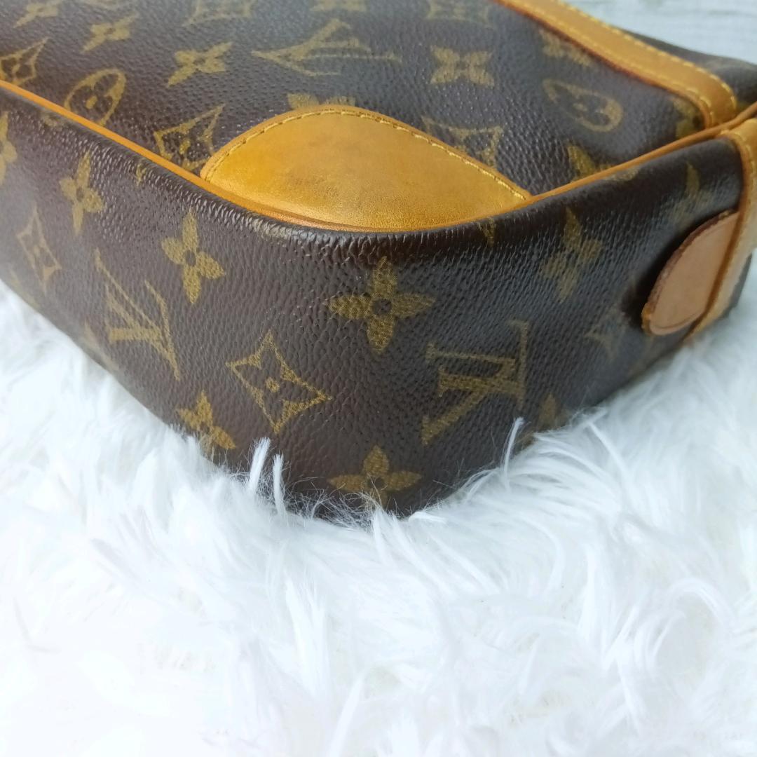 ルイヴィトン クラッチバッグ モノグラム ロゴ ブラウン コンピエーニュ28