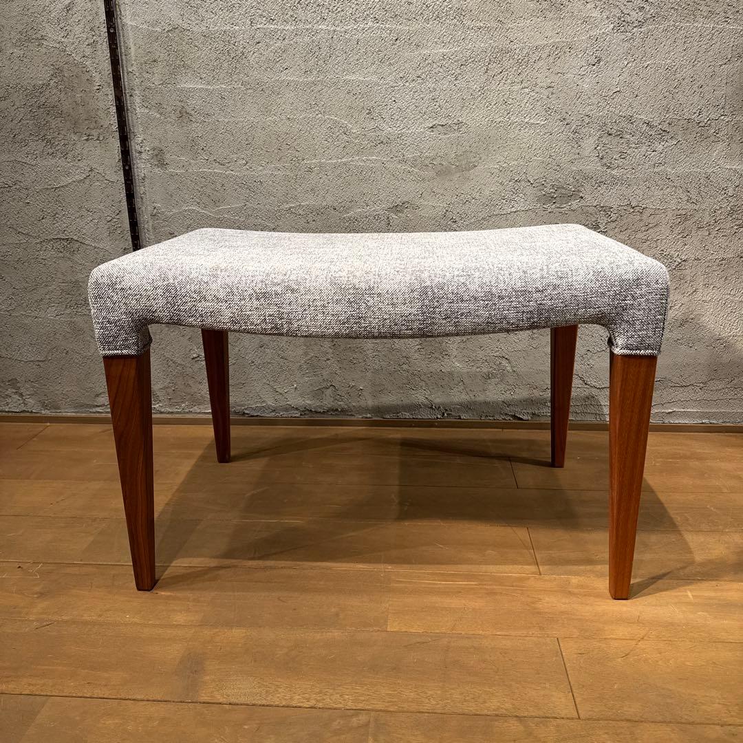 【シュナ】Ritzwell C-LINE スツール ウォルナット