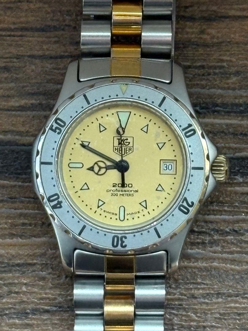 稼働 TAG HEUER 974.008 2000タグホイヤー イエロー