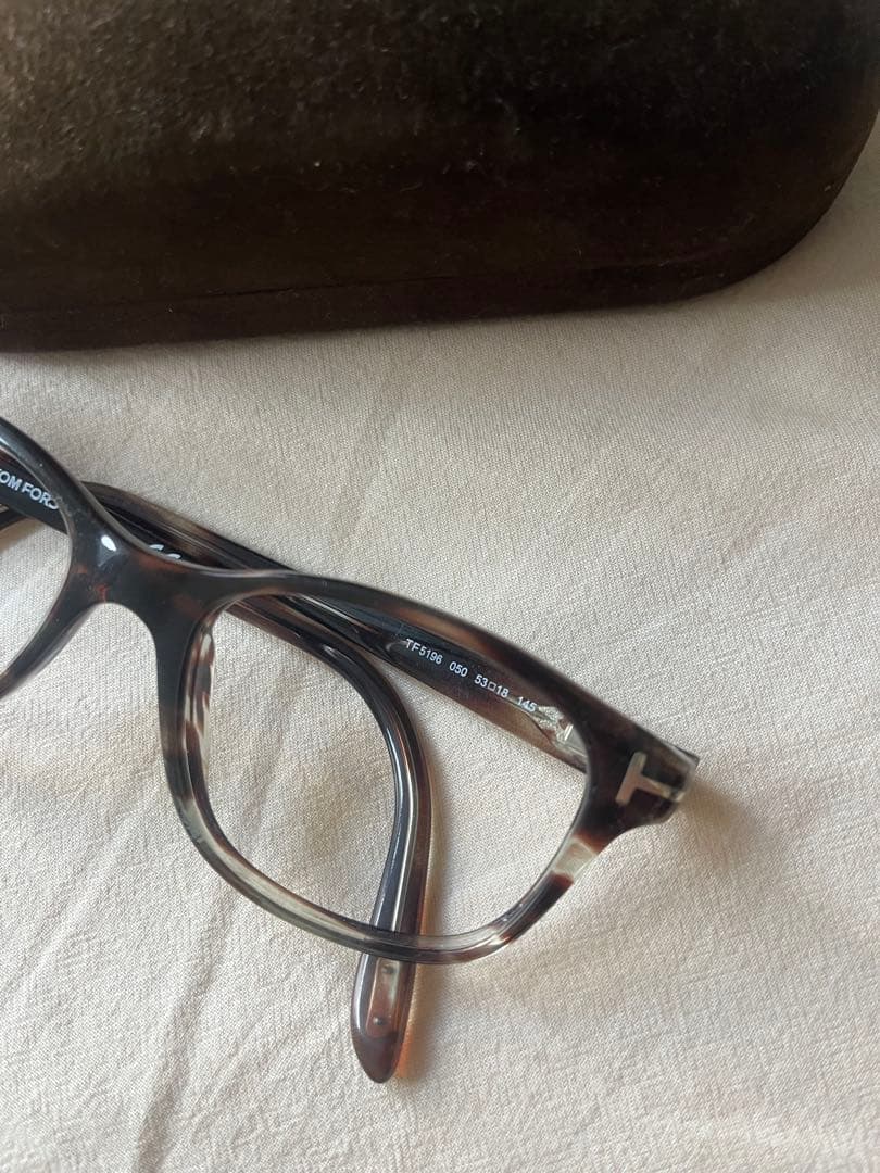 TOM FORD TF 5196 サングラス ケース付き