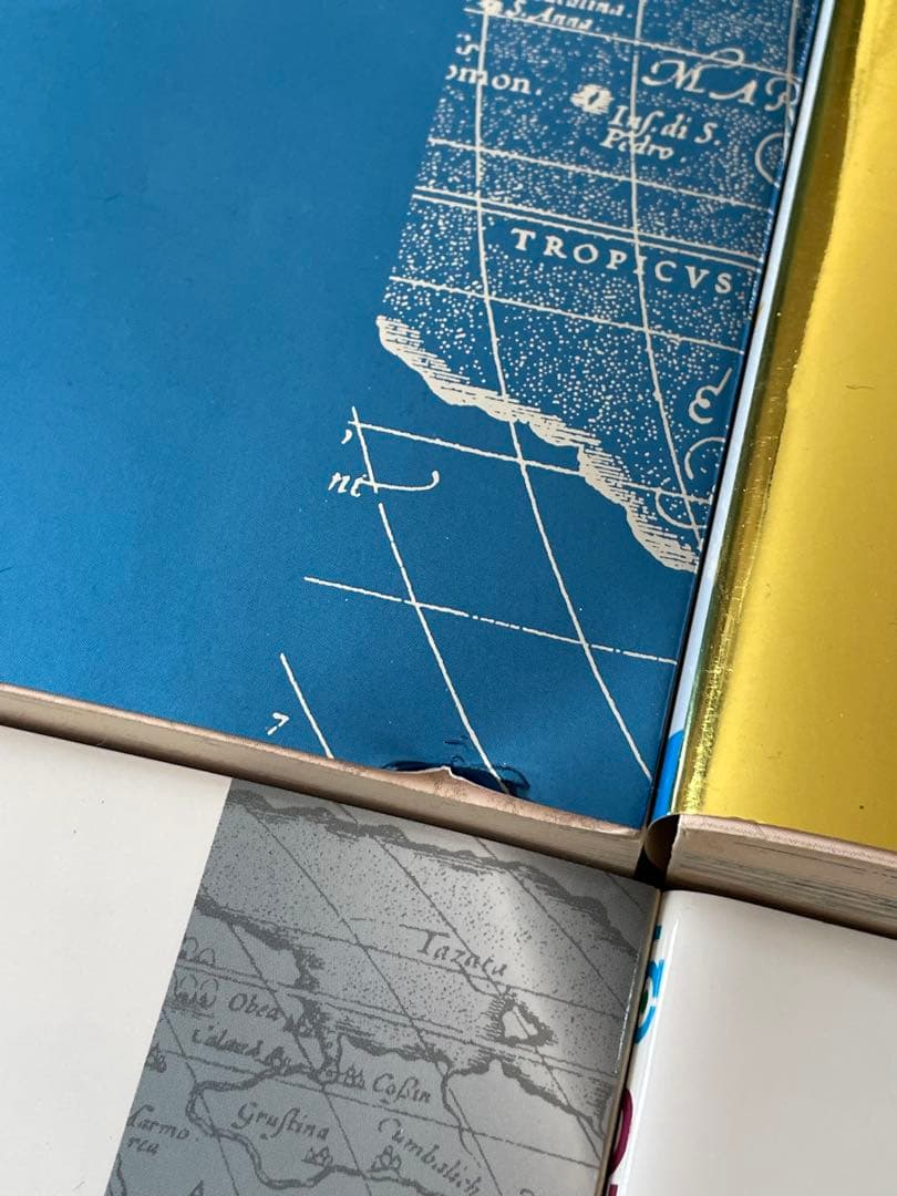 ONE PIECE 1巻〜104巻 + 関連書籍＋映画特典