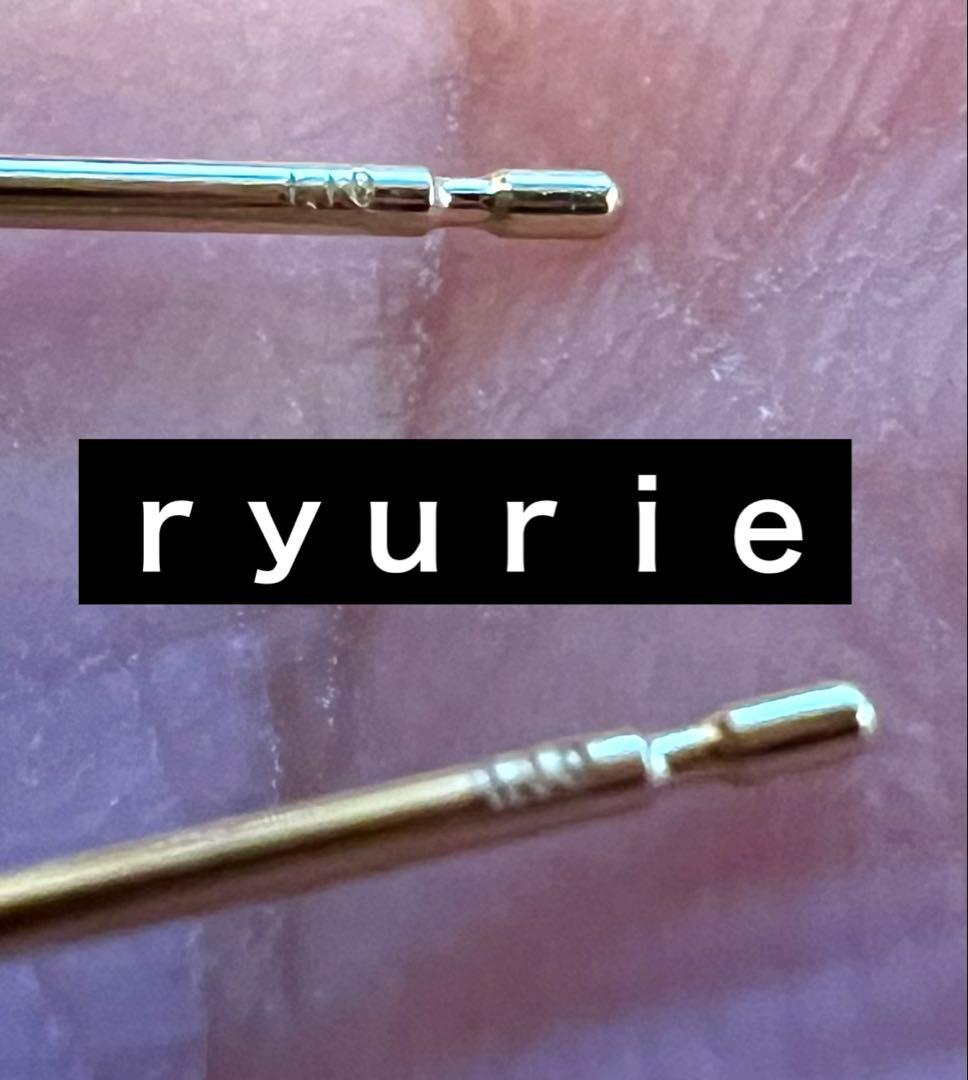 18金レディースピアス MOISSANITE HEART