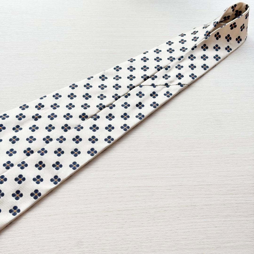 FRANCO BASSI フランコバッシ 白系 アイボリー 花柄 シルクネクタイ