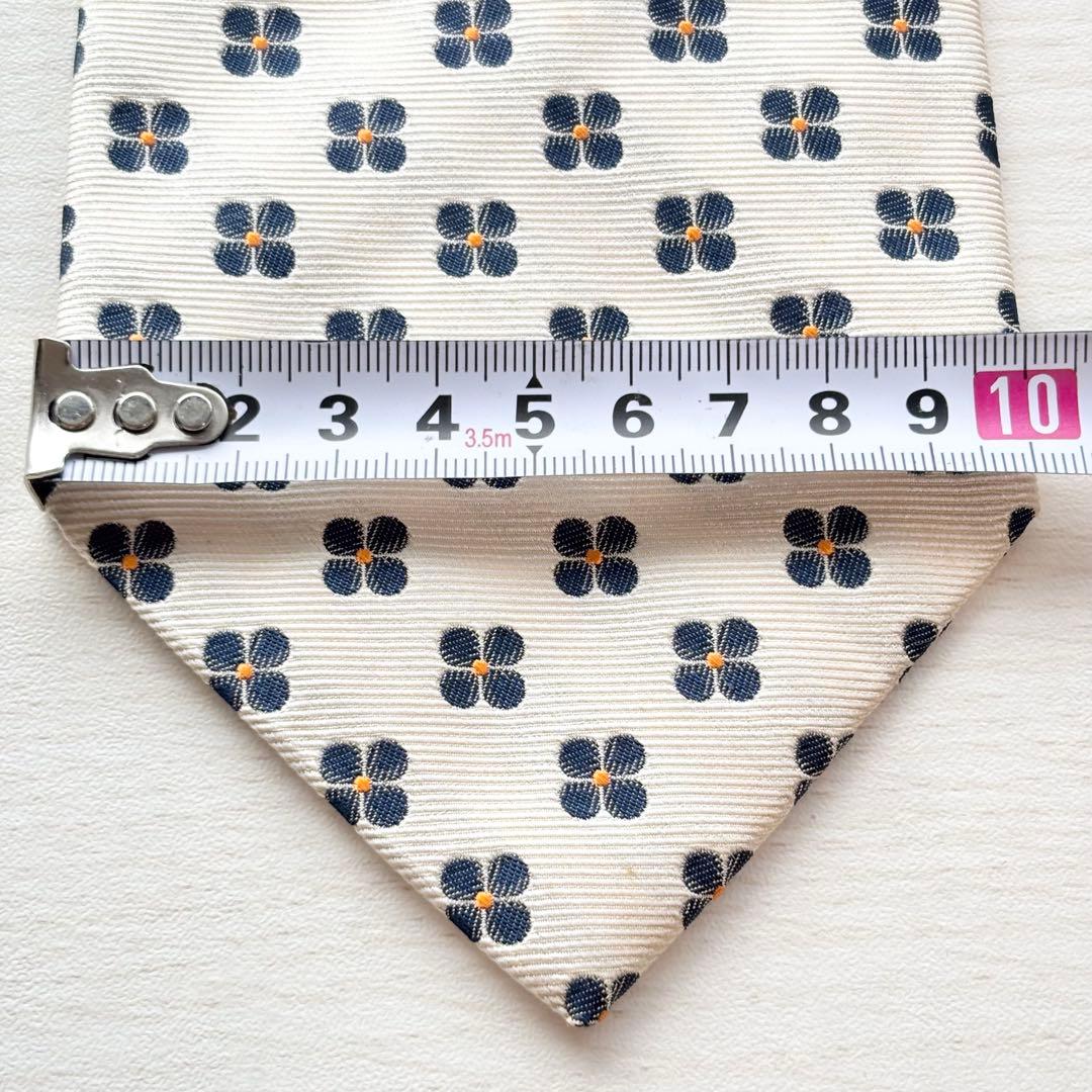 FRANCO BASSI フランコバッシ 白系 アイボリー 花柄 シルクネクタイ