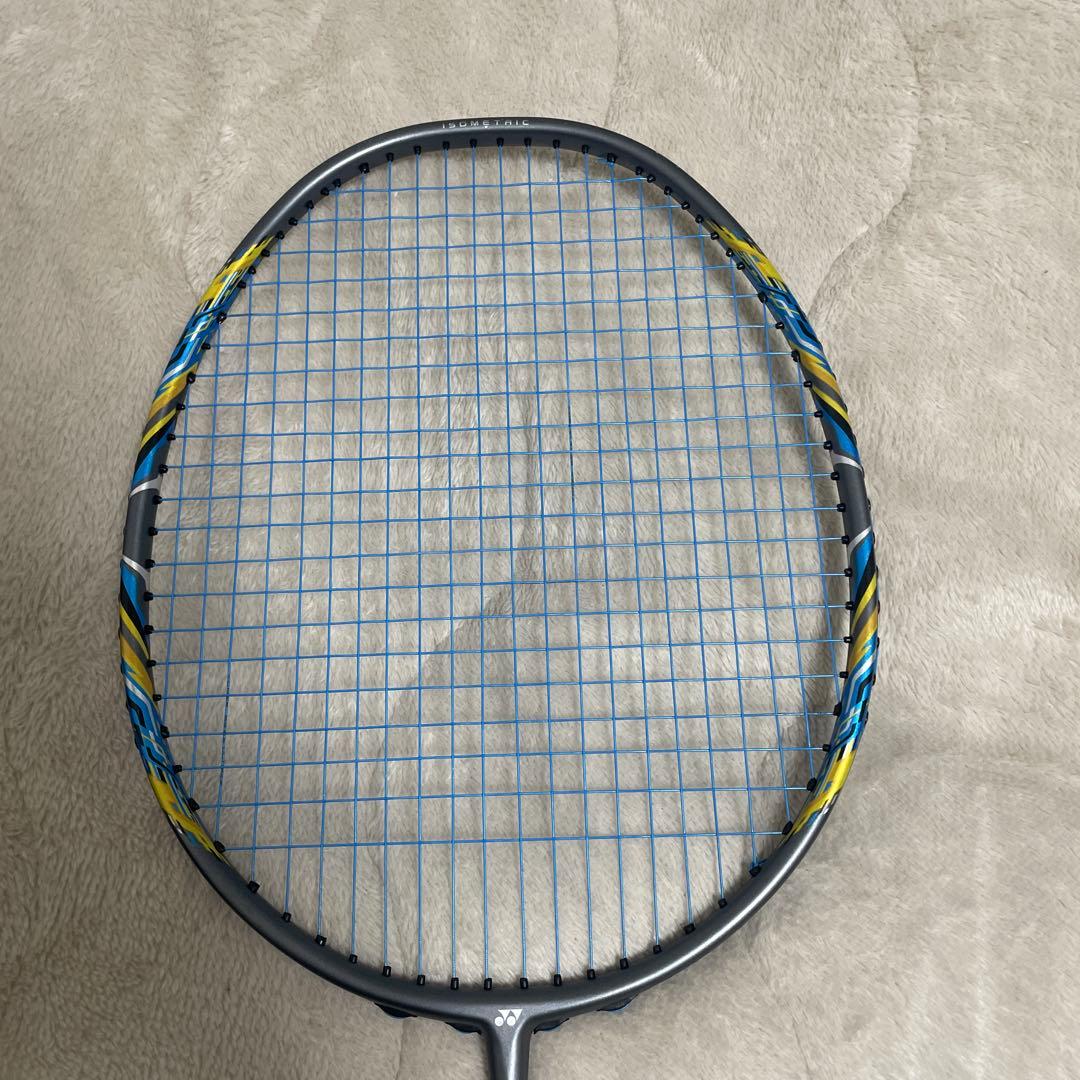ARC SABER 3 バドミントンラケット