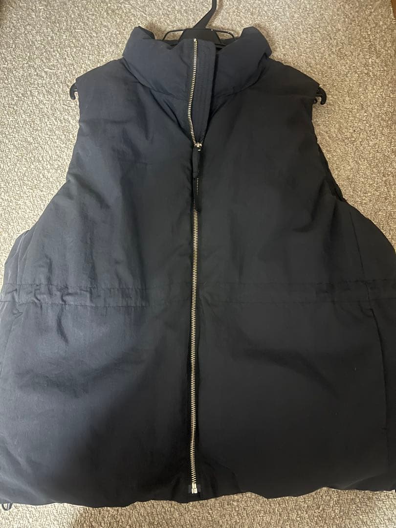 土曜日削除します！最終価格！スローブイエナ　P/NPタフタダウンベスト